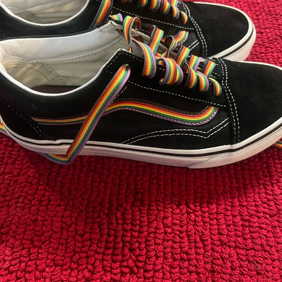 Vans Women’s Black Sneakers with Rainbow Stripes. Sz 5.5 - Picture 2 of 8